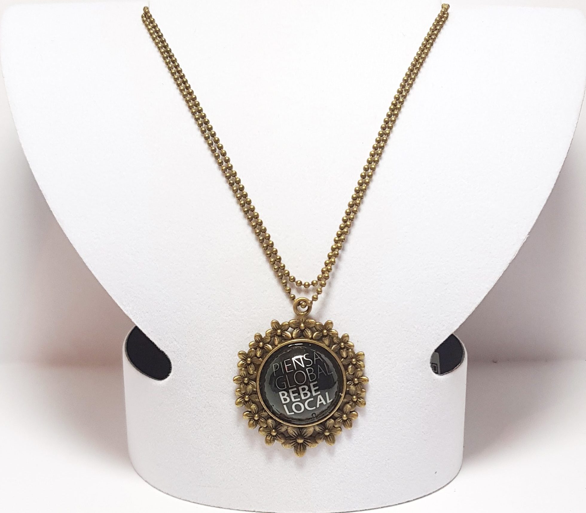 Collar grande Dougall´s