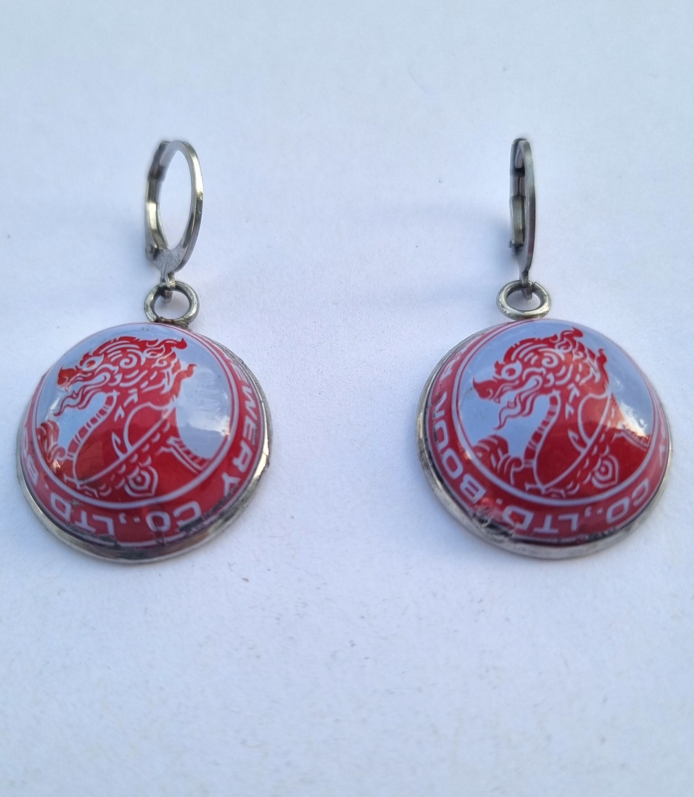 Foto frontal de los Pendientes Boon Rawd Brewery