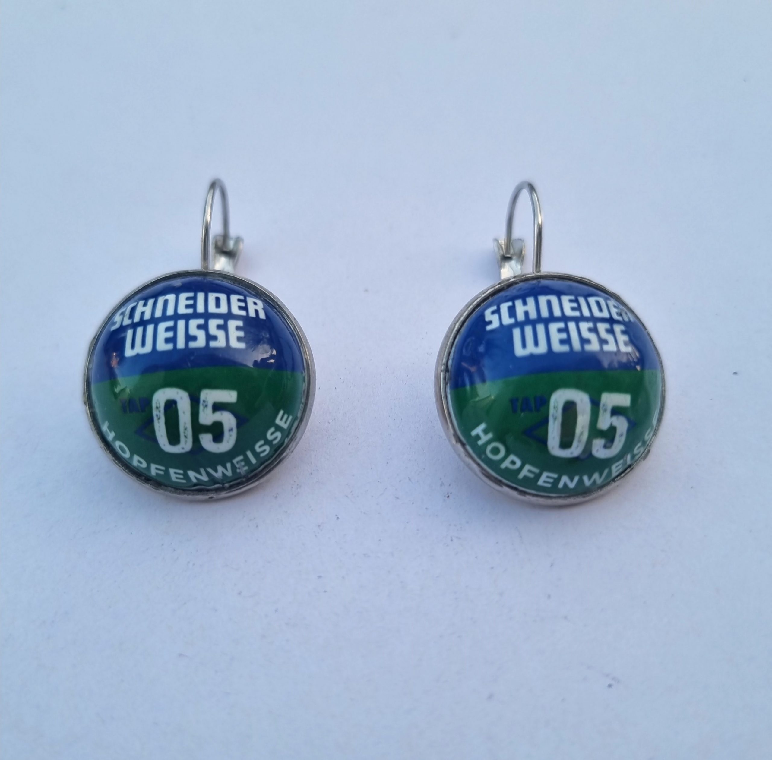 Foto frontal de los pendientes Schneider Weisse Tap 5