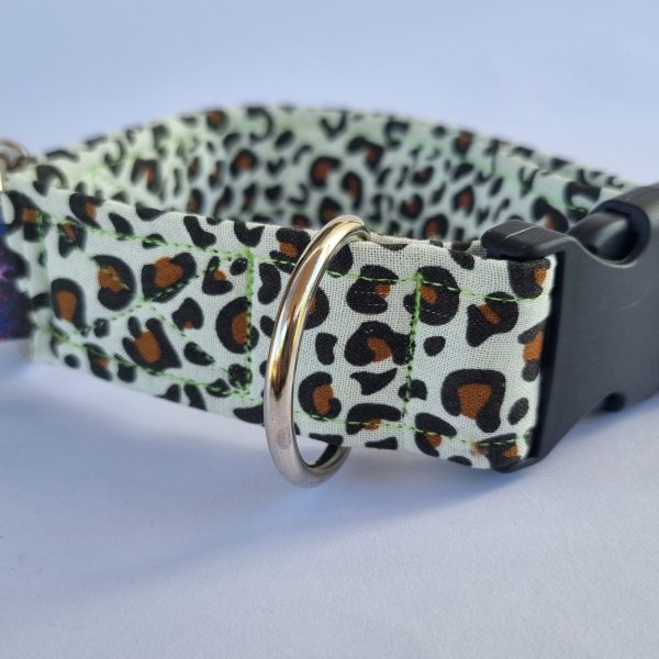 Foto del Collar de perro Leopardo Blanco
