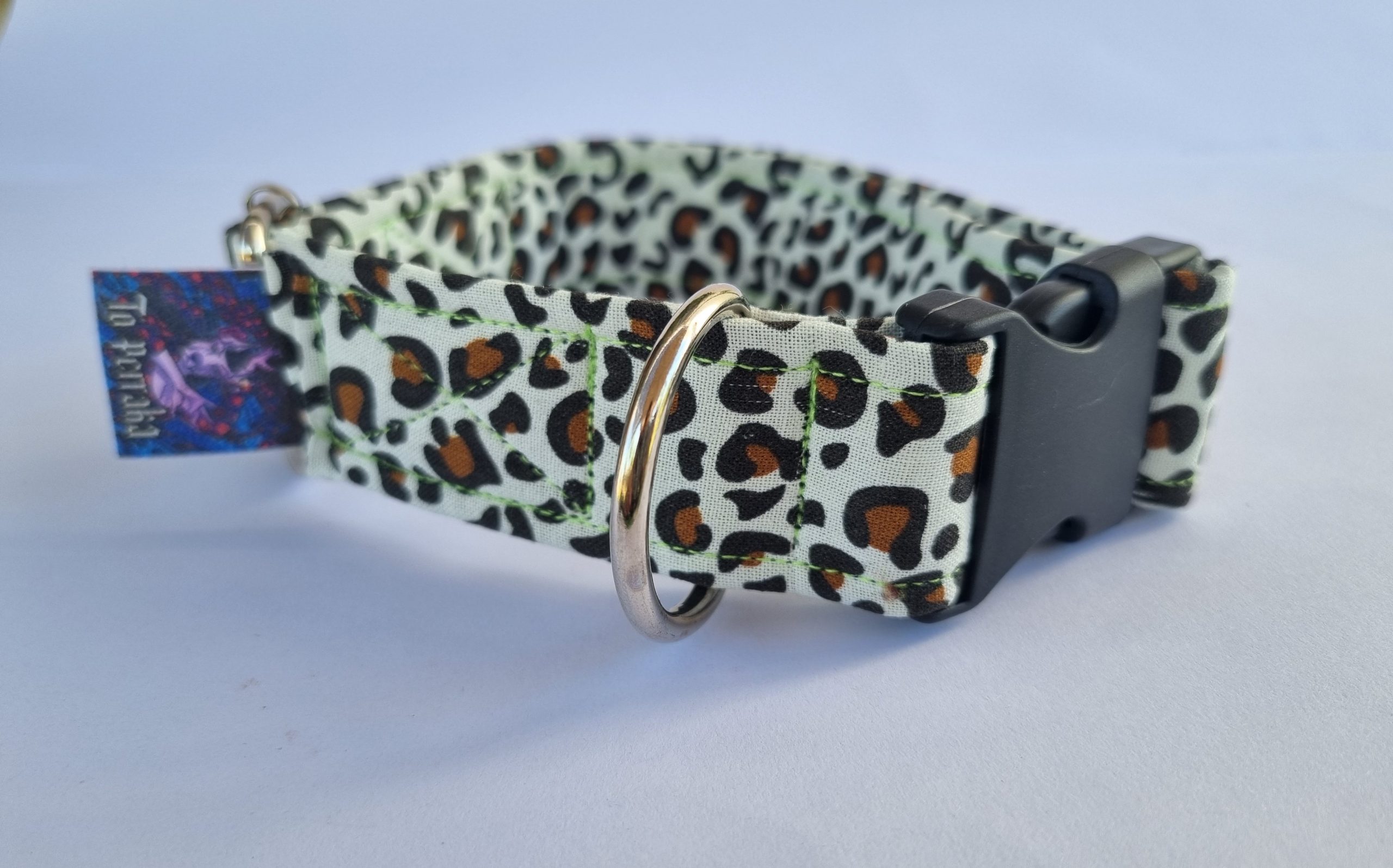 Foto del Collar de perro Leopardo Blanco
