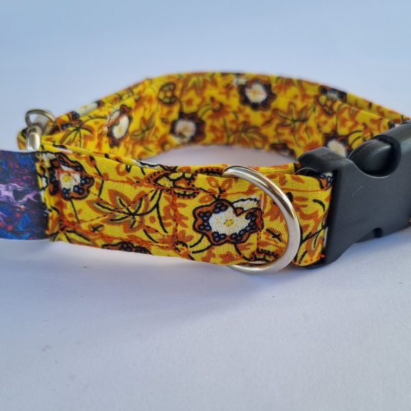 Foto del collar de perro de flores amarillas