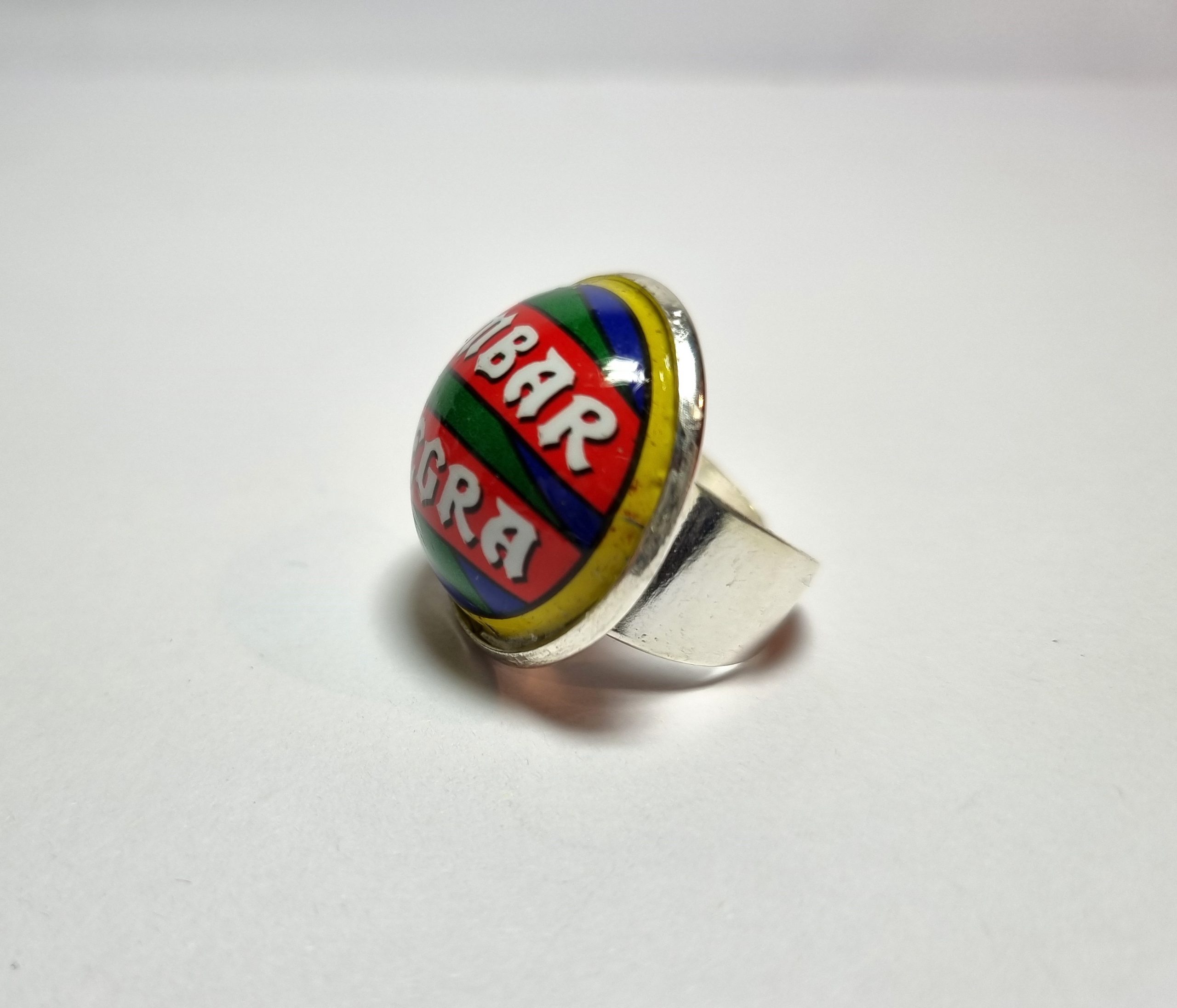Foto lateral del Anillo Colección XXL Ámbar