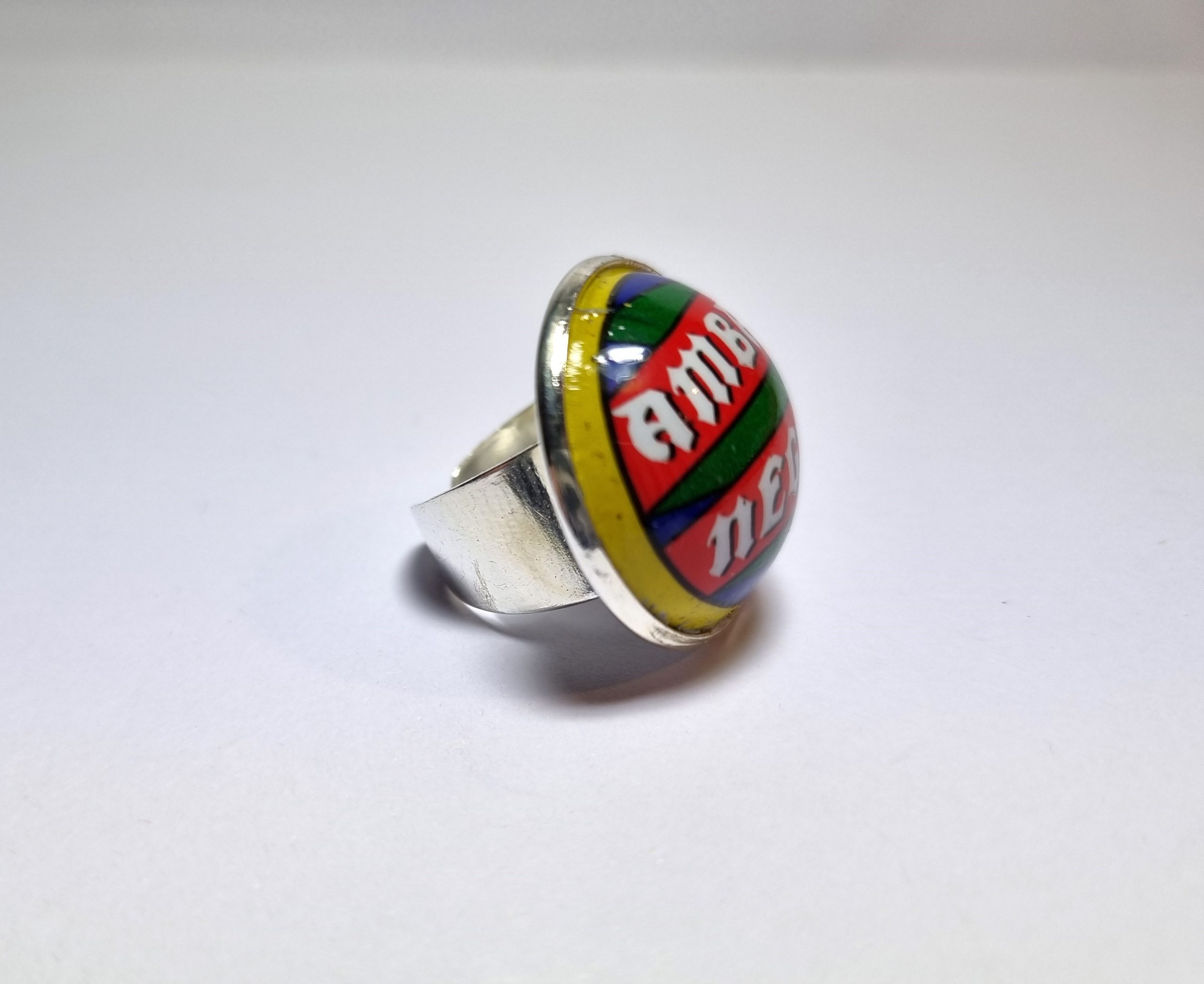 Foto lateral del Anillo Colección XXL Ámbar