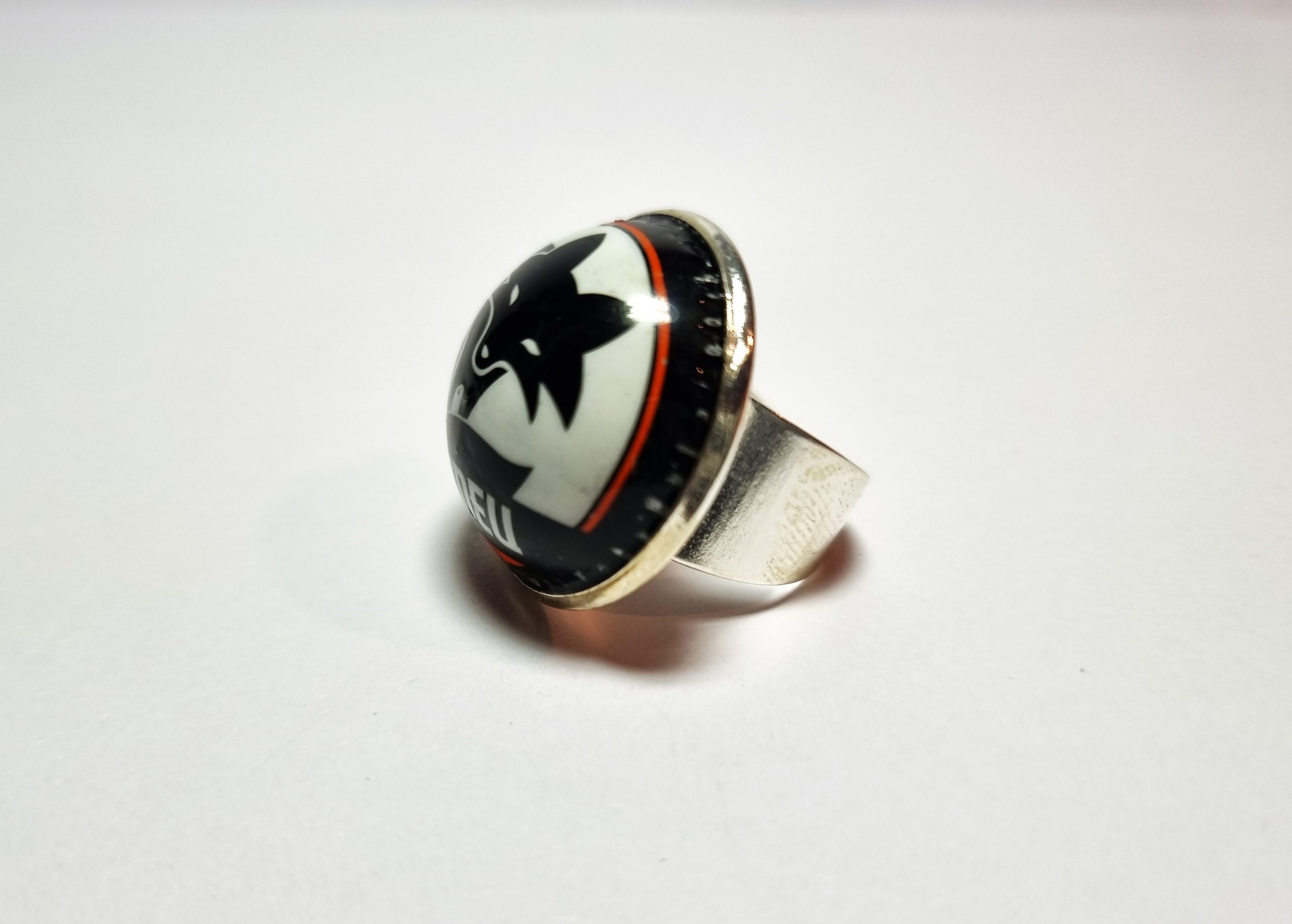 Foto lateral del Anillo Colección XXL Guineu Negro