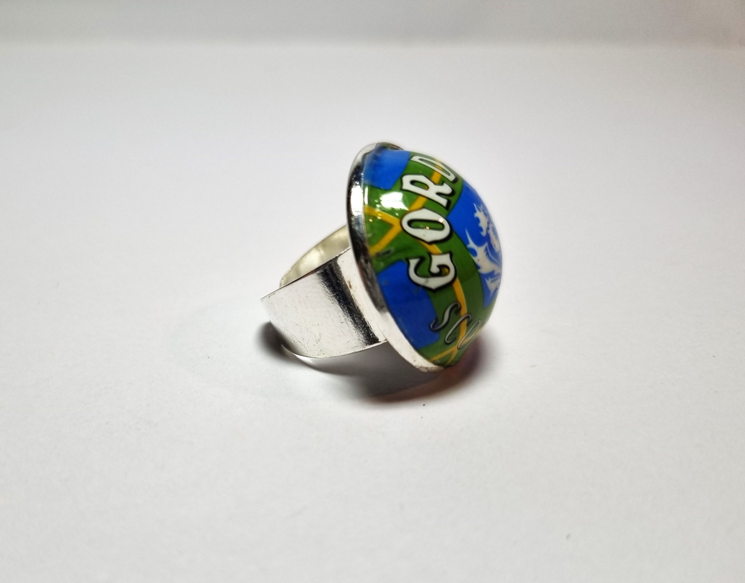 Foto lateral del Anillo Colección XXL Gordon Ale
