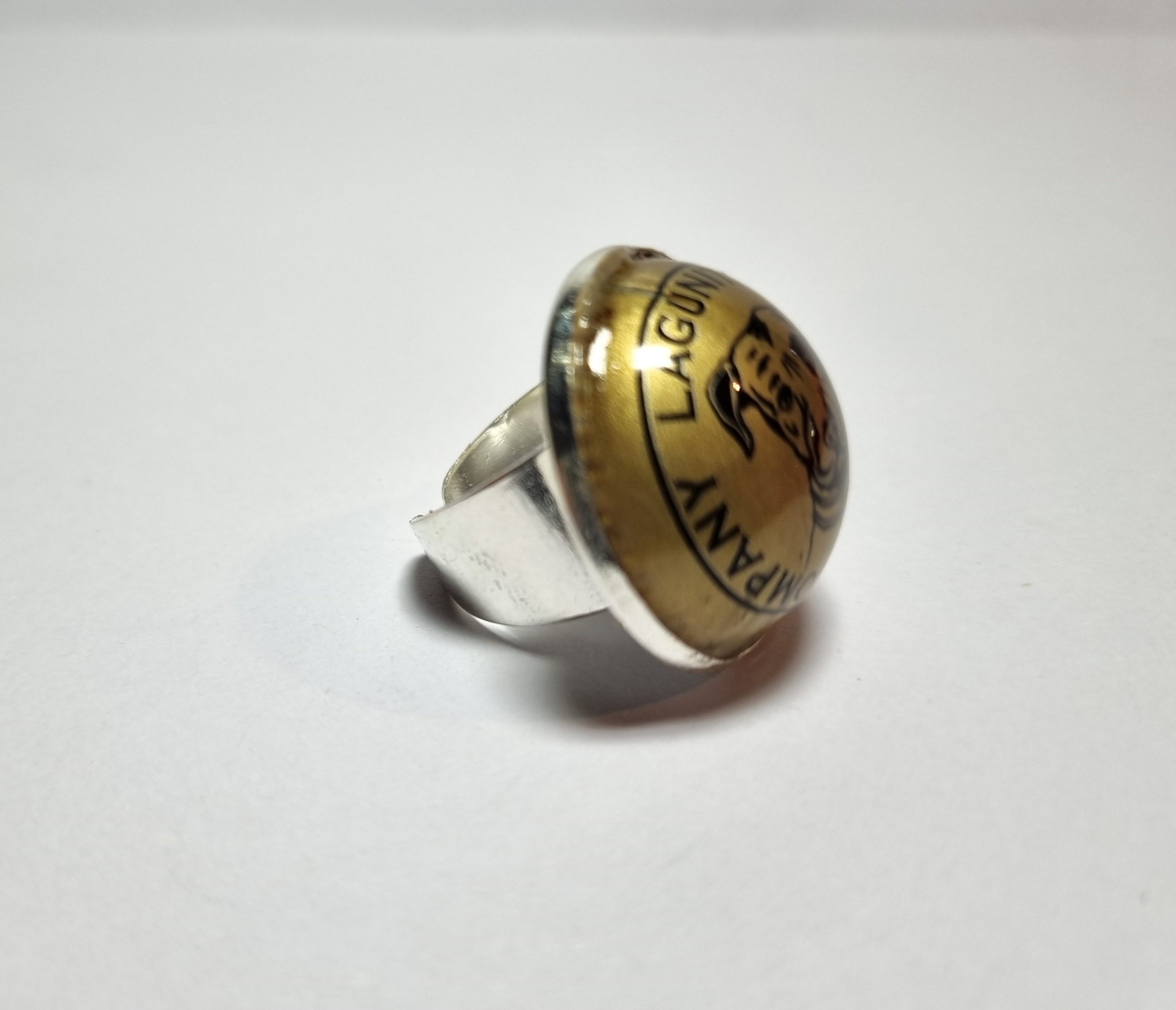 Foto lateral del Anillo Colección XXL Lagunitas