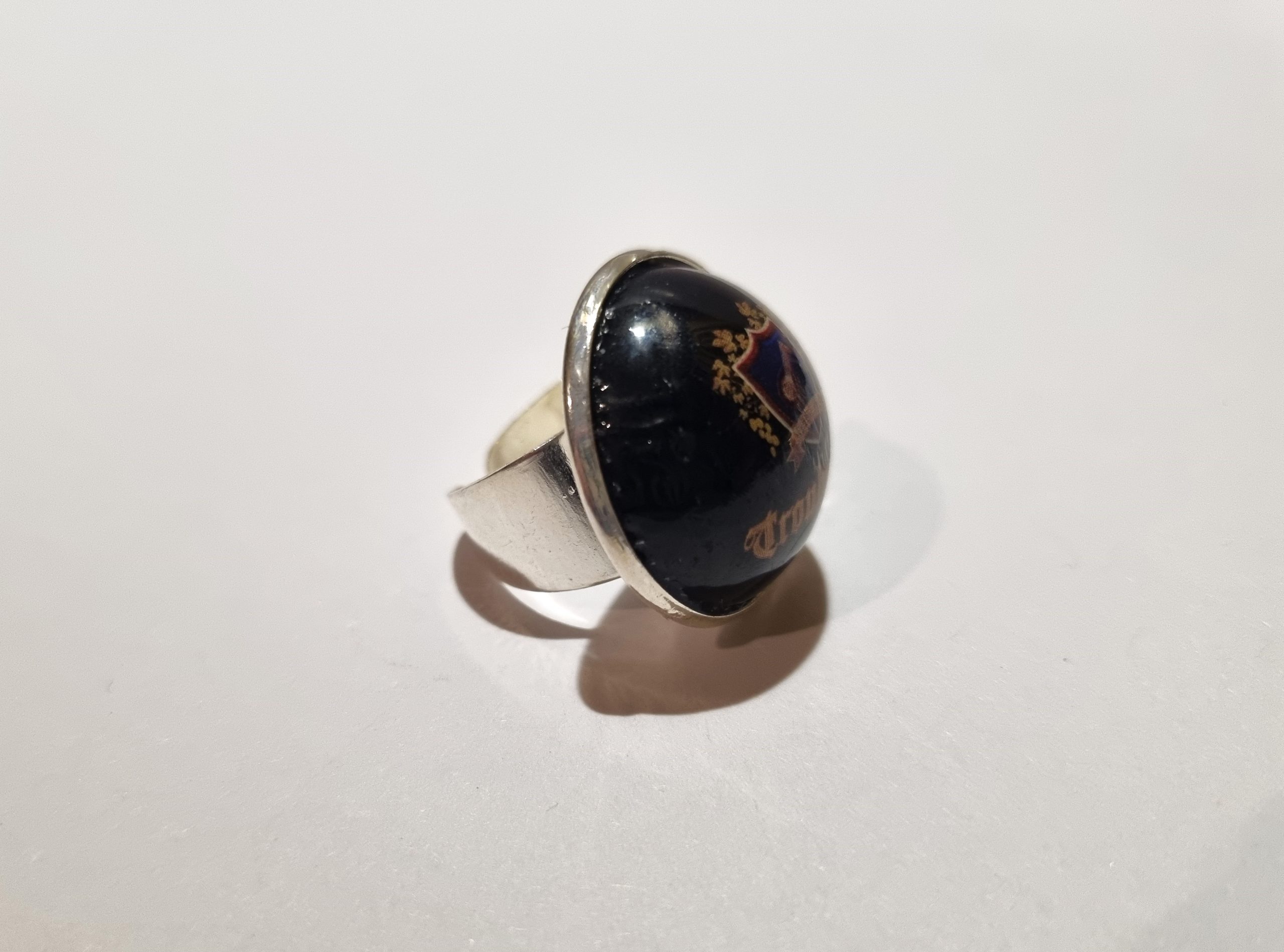 Foto lateral del Anillo Colección XXL Troubadour Stout