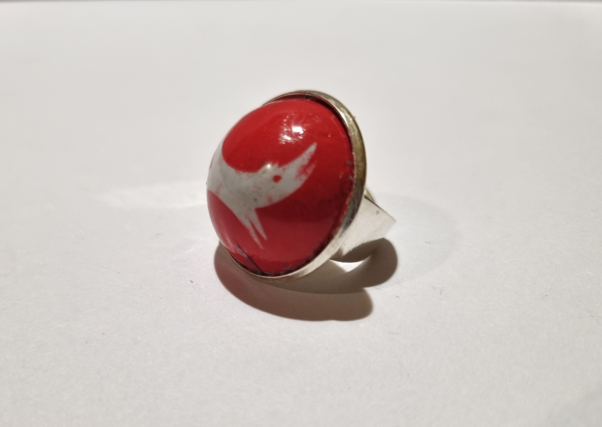 Foto lateral del Anillo Colección XXL Brewdog Elvis