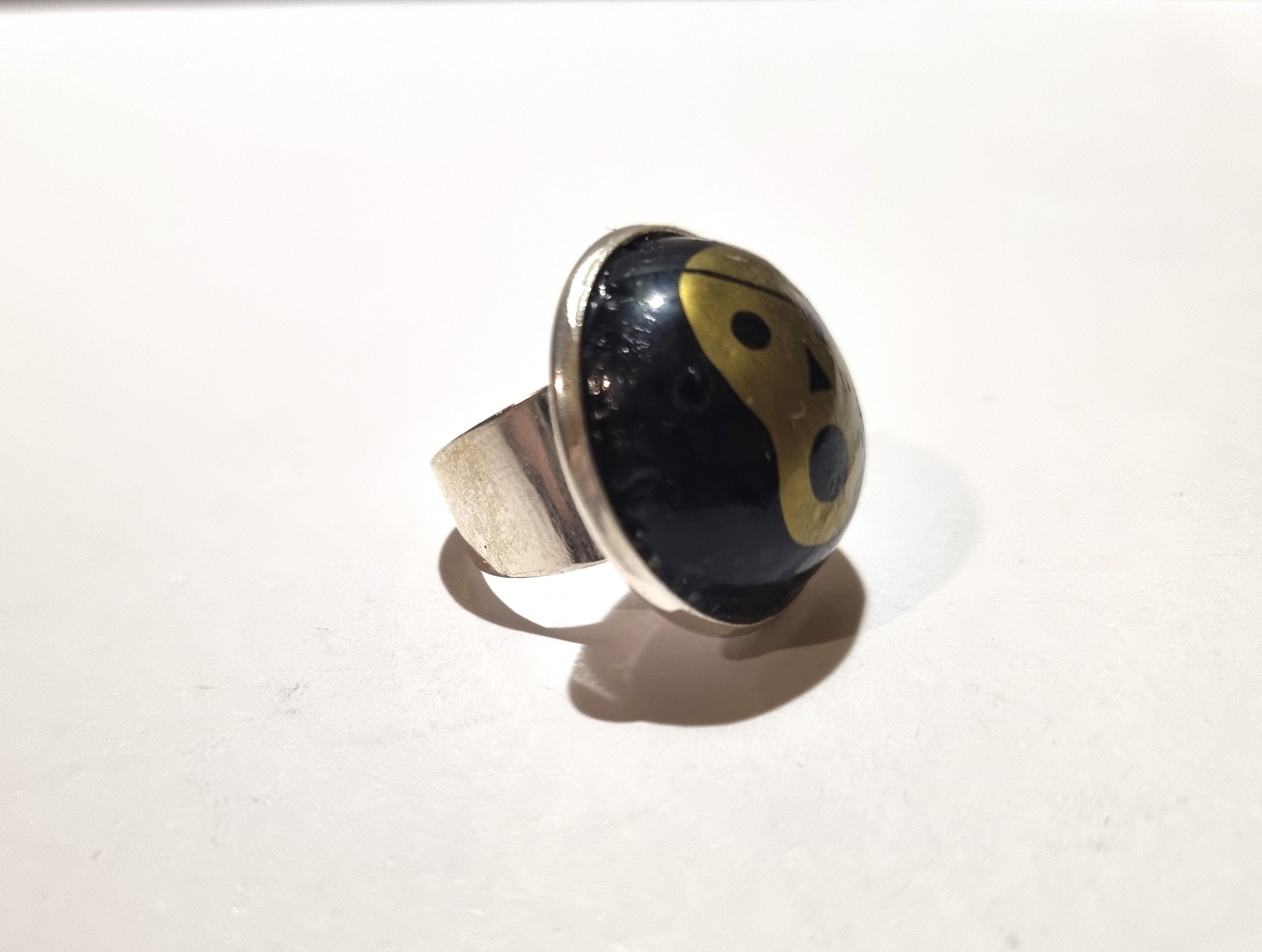 Foto lateral del Anillo Colección XXL La Pirata