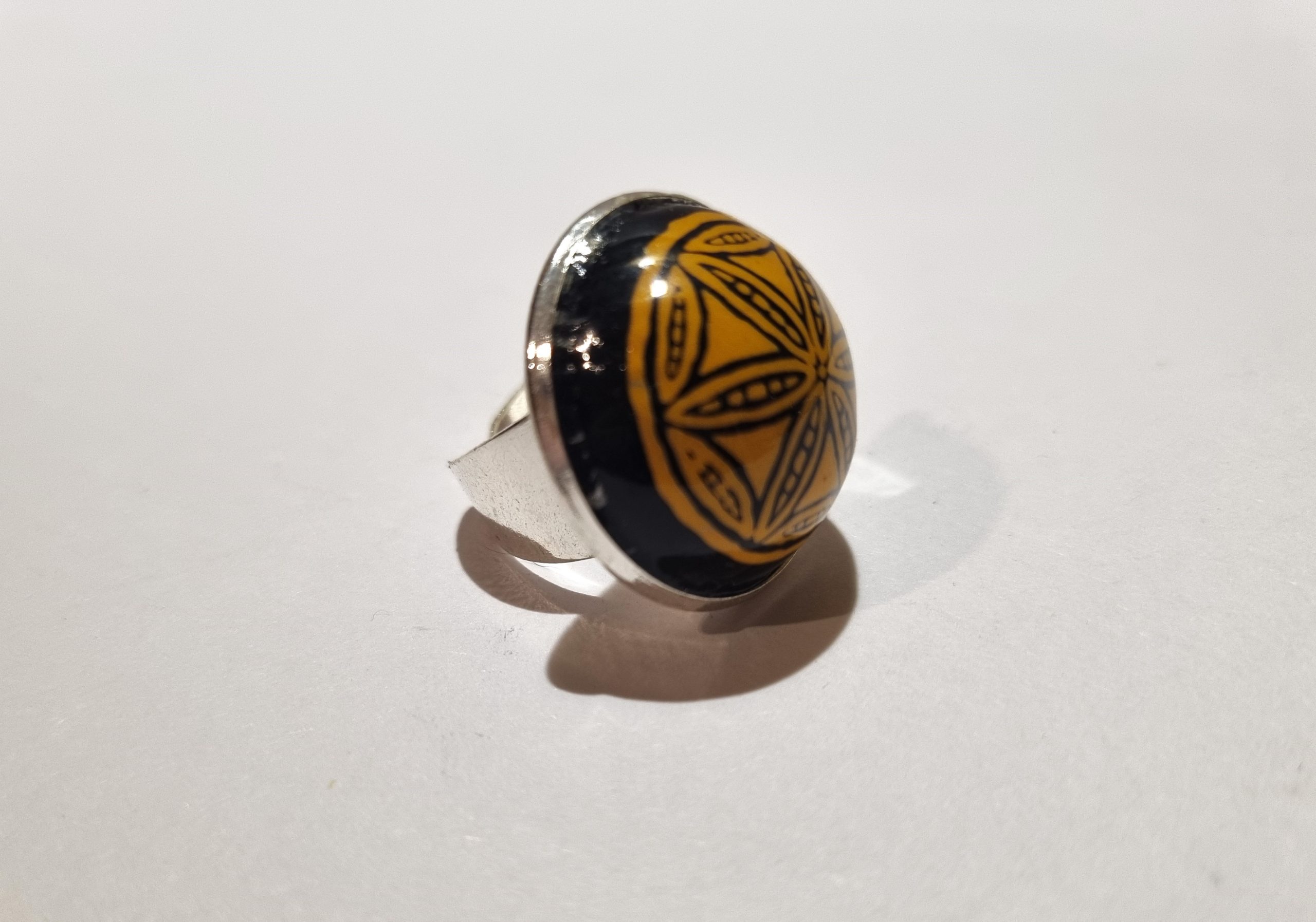 Foto lateral del Anillo Colección XXL 90 Varas
