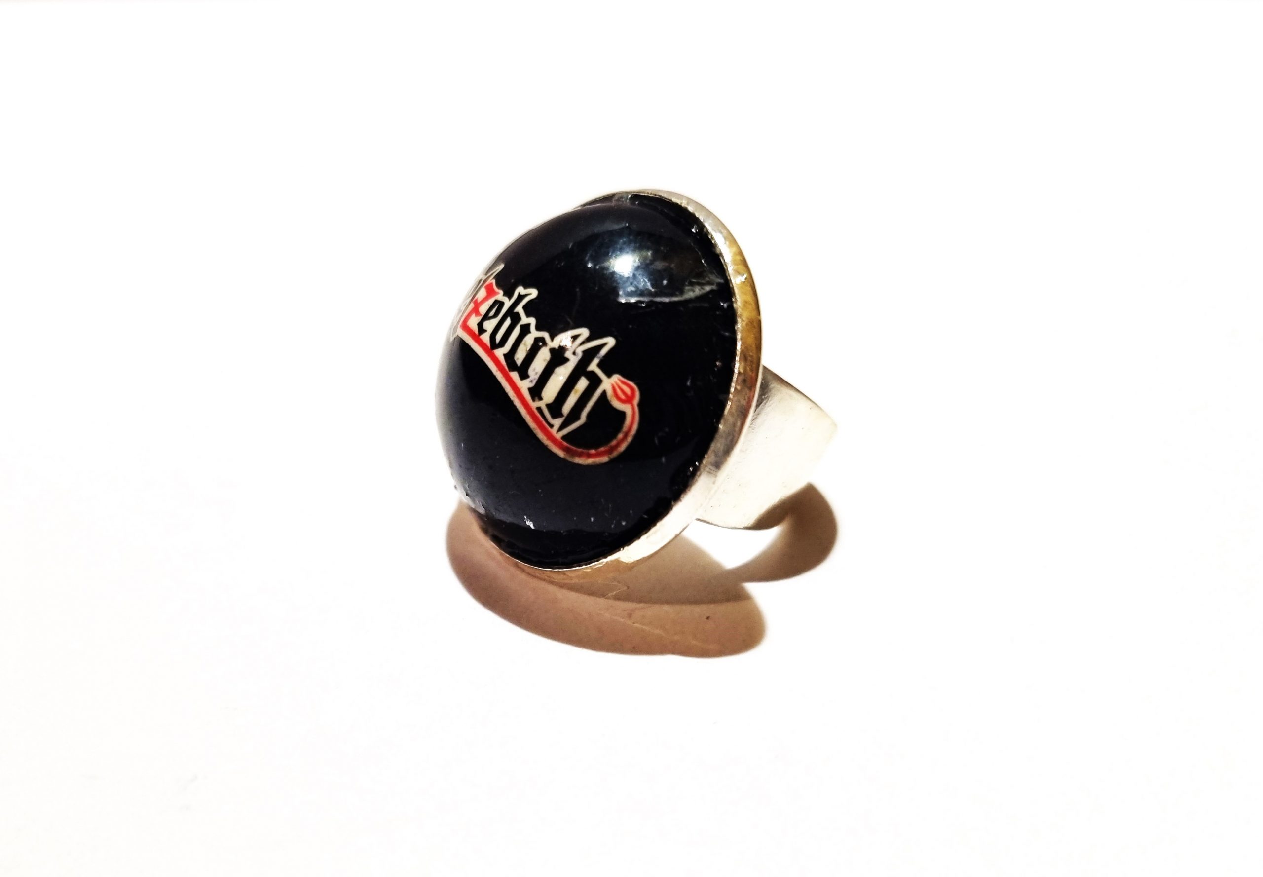 Foto lateral del Anillo Colección XXL Belzebuth