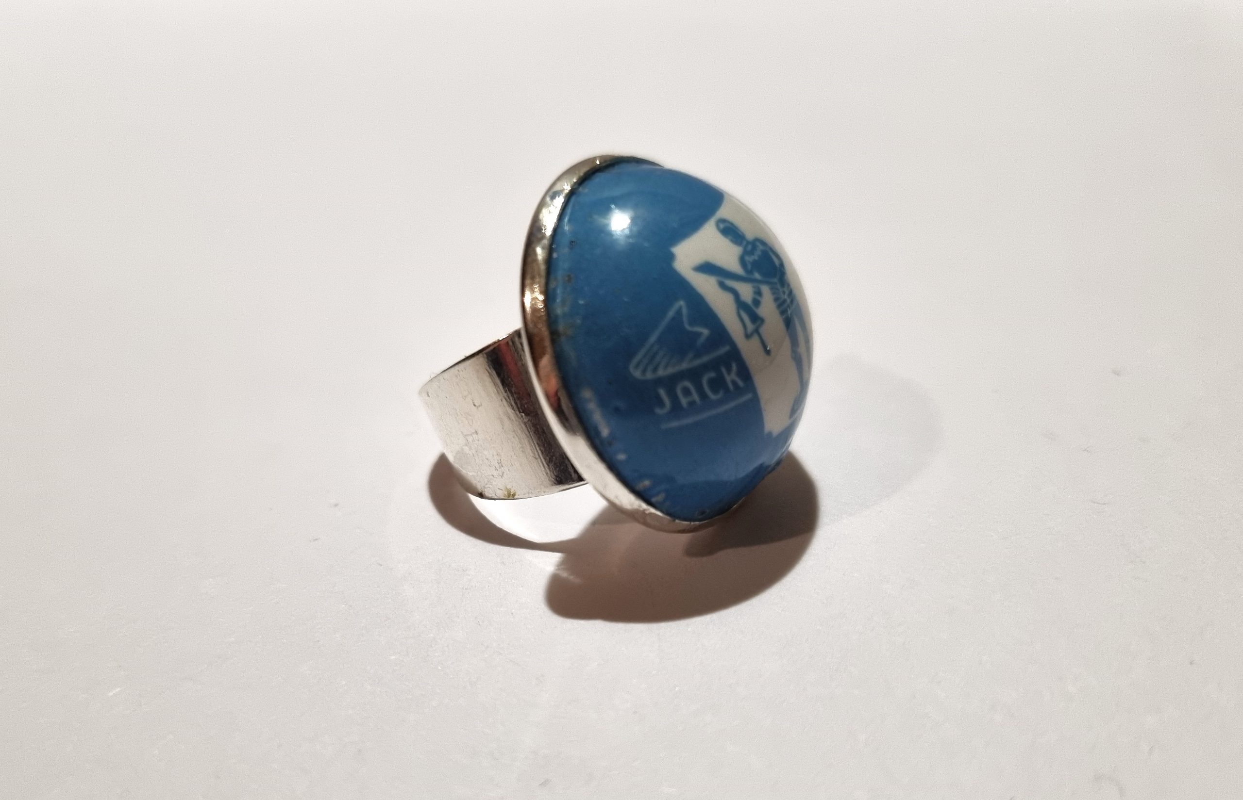 Foto lateral del Anillo Colección XXL Jack Brand