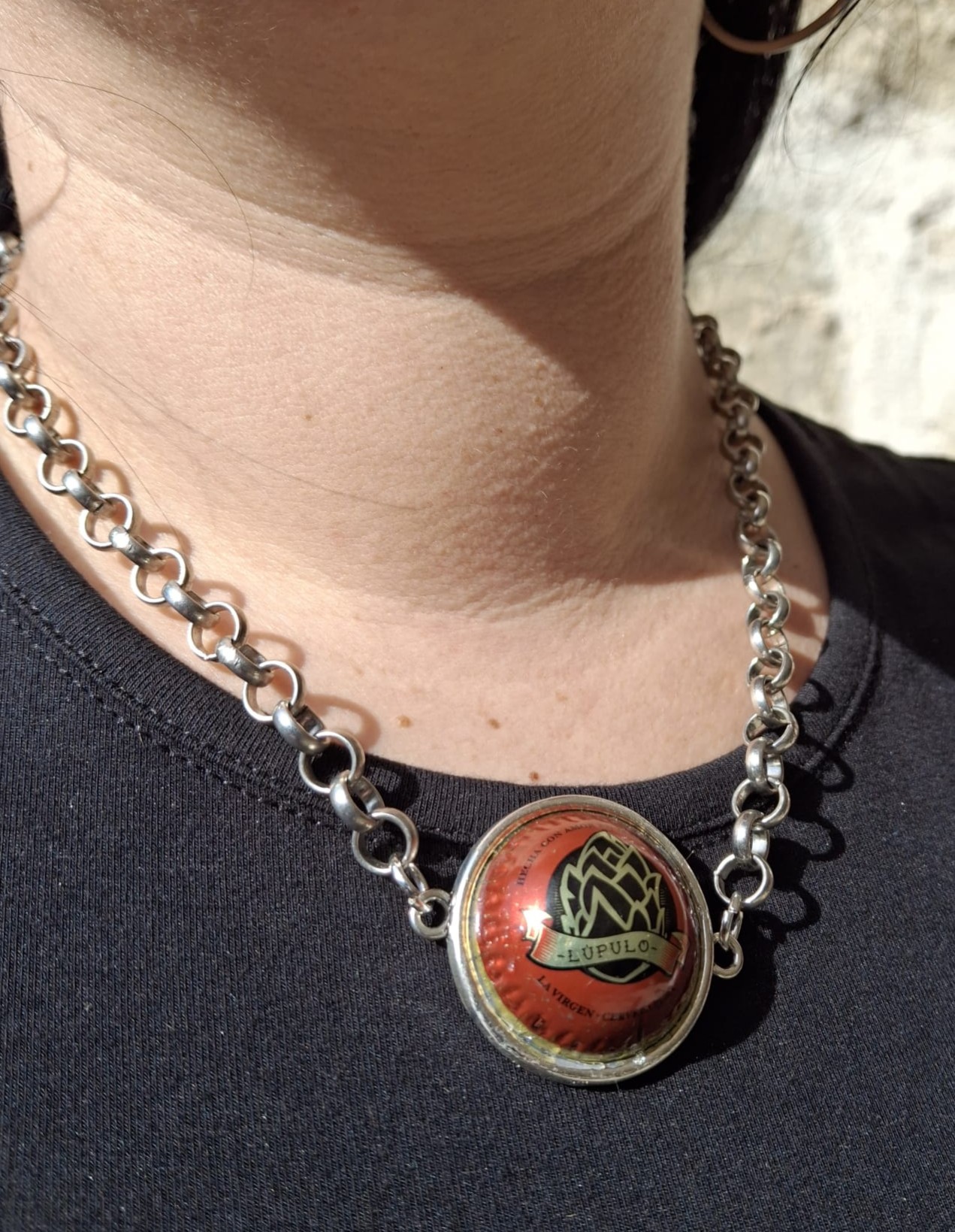 Foto del collar cadena lúpulo