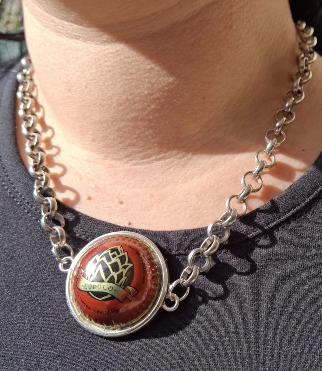 Foto del collar cadena lúpulo