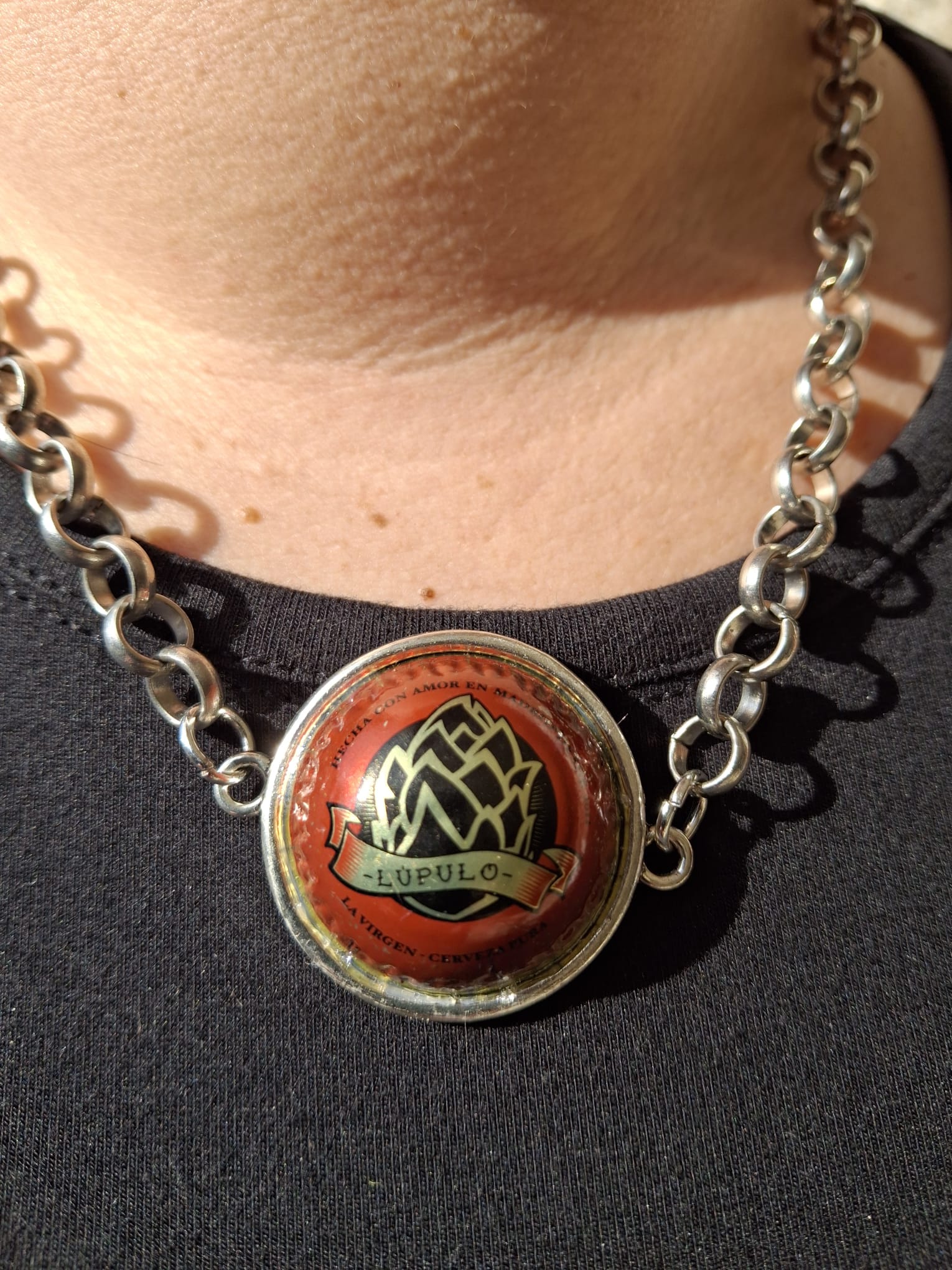 Foto del collar cadena lúpulo
