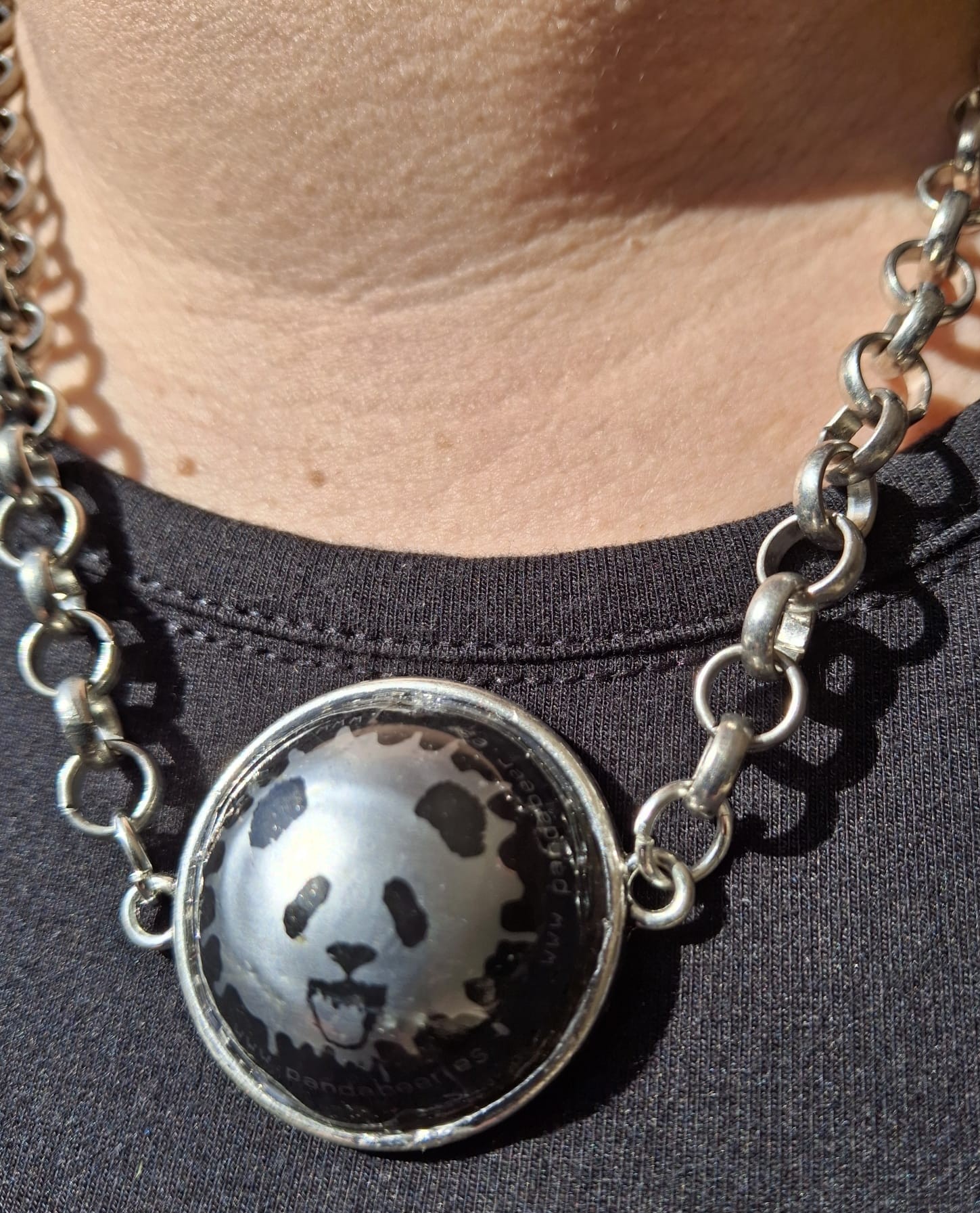 Foto del collar cadena Panda Beer