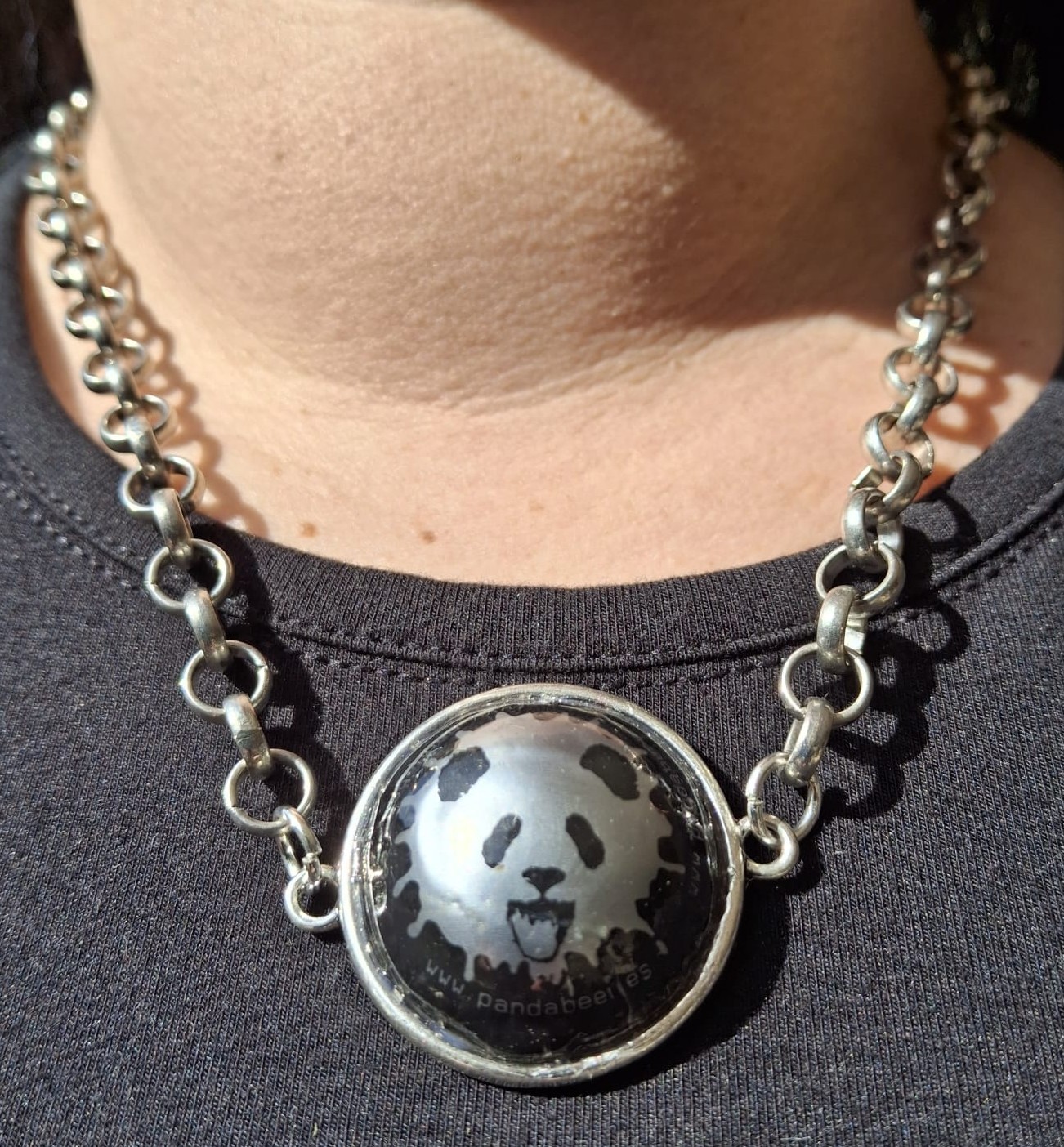 Foto del collar cadena Panda Beer