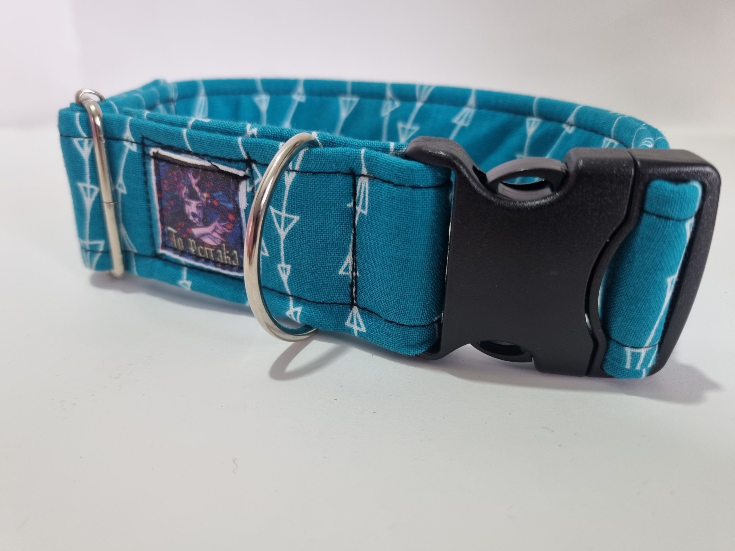 Foto del collar de perro étnico azul