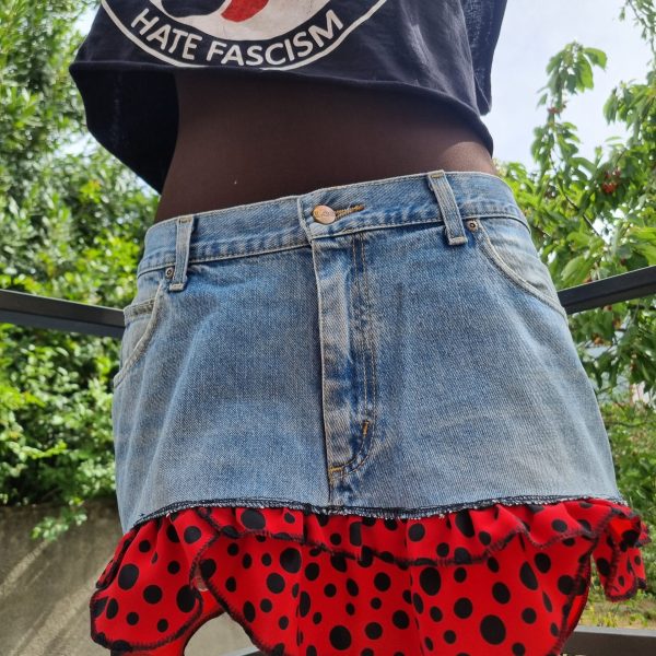 Foto de la parte delantera de la falda olé y olé