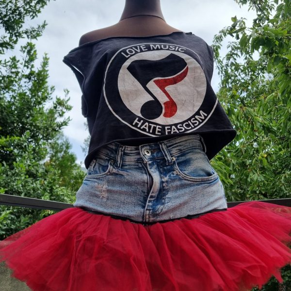 Foto de la parte delantera de la falda olé y olé