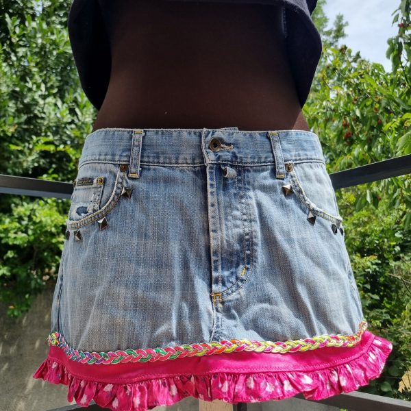 Foto de la parte delantera de la falda olé y olé