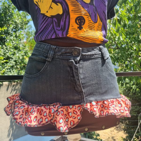 Foto de la parte delantera de la falda olé y olé