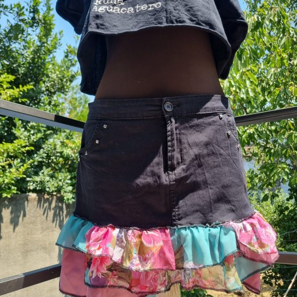 Foto de la parte delantera de la falda olé y olé